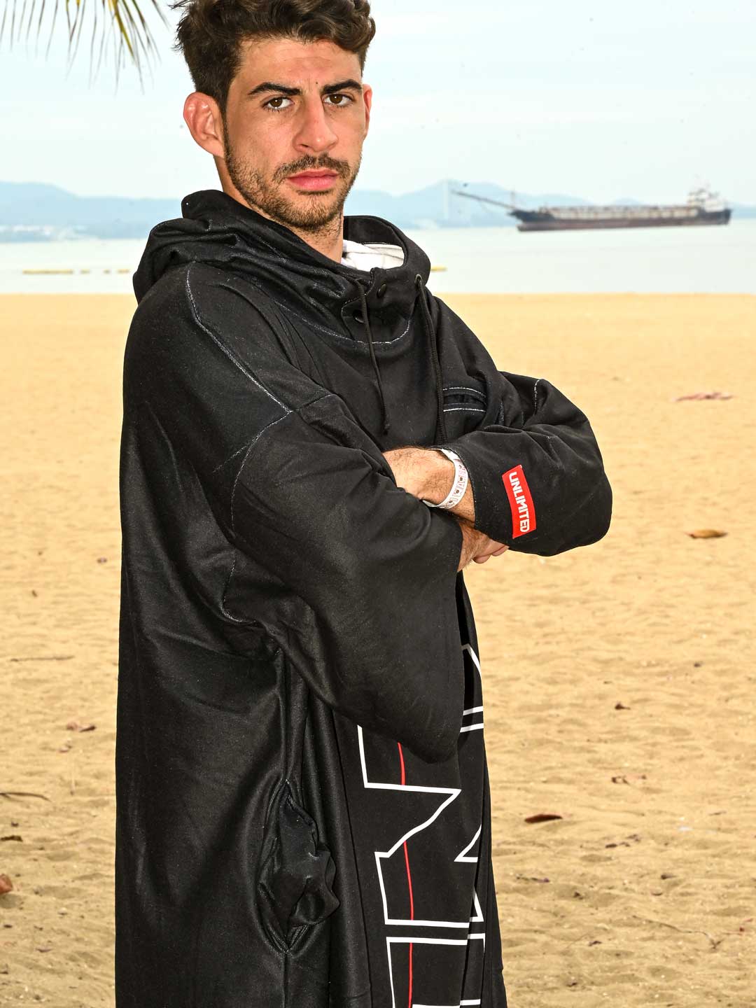 Microfibered Pull-over Towel Hoodie -BLACK-