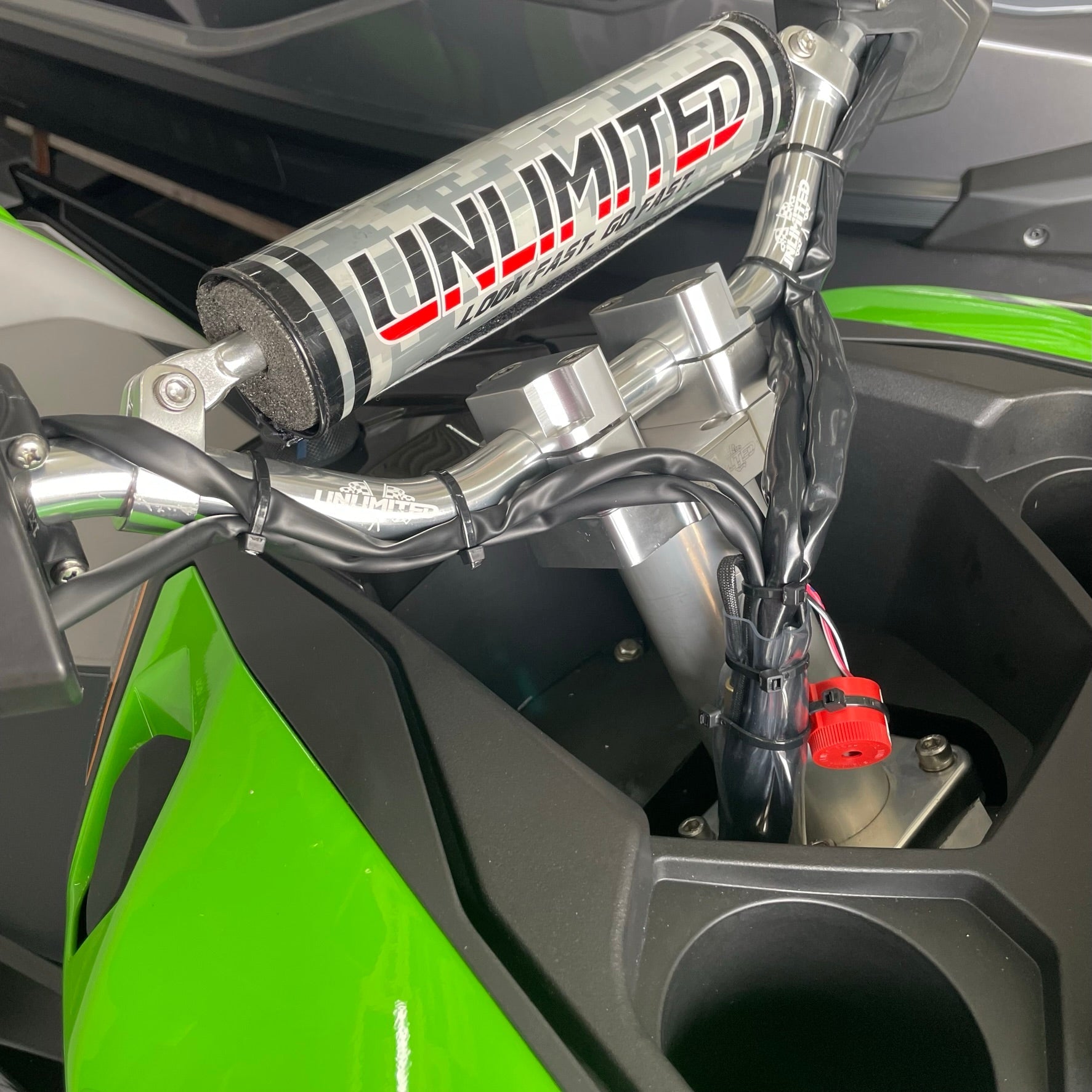 Low-Down Handle Mount Kit for STX 160 / ULTRA Series
