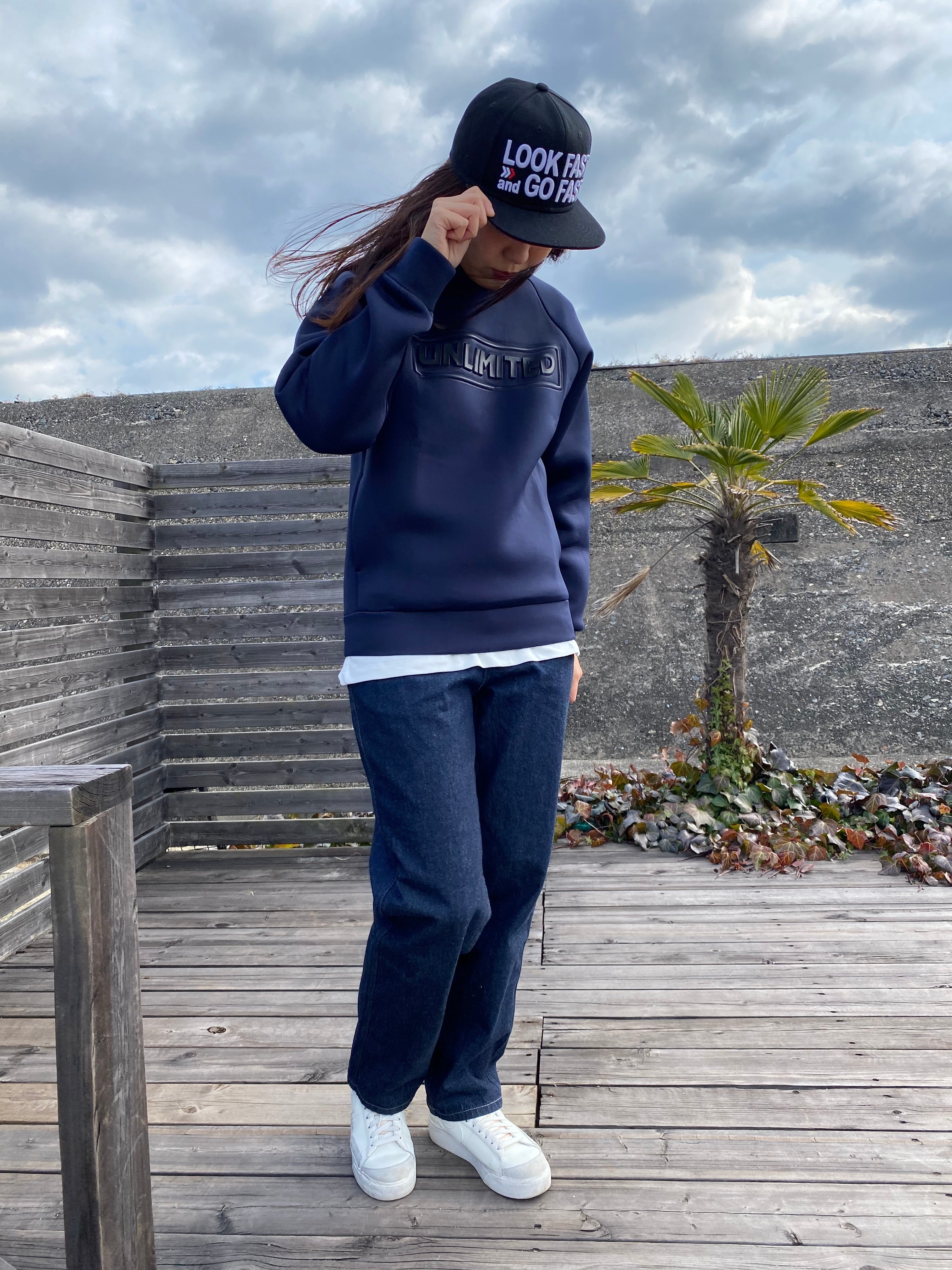 NEOAIR CREW NECK SWEATSHIRT