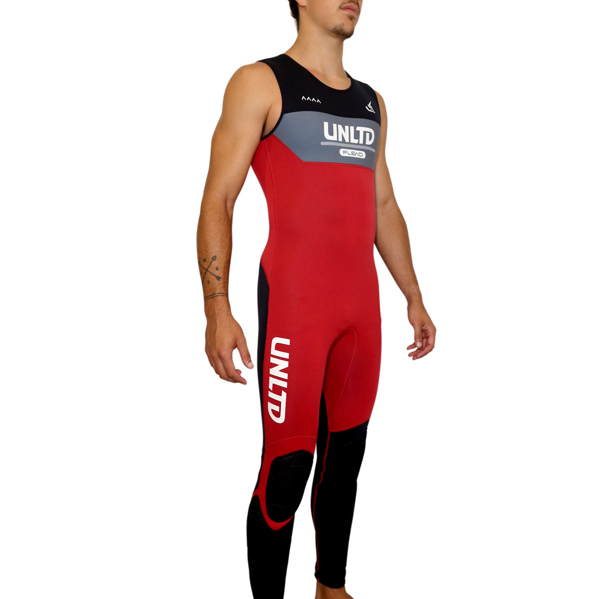 Unlimited PWC FLEAD wetsuit John, full-body neoprene wetsuit with adjustable straps and reinforced knees, designed for jetski.