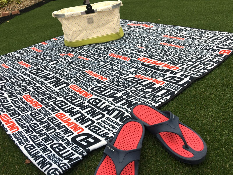 Waterproof Car Seat Cover LOGO