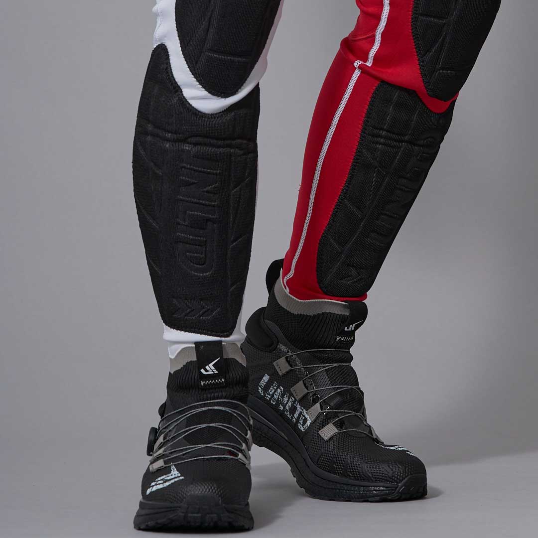 DIAL-LOCK HYDROSTRIKE BOOTS